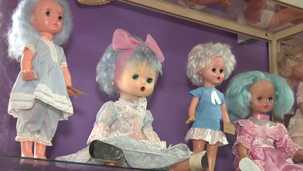 В Новокузнецке представили выставку, которая поможет окунуться в советское детство