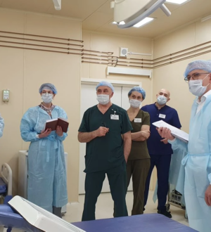 Качество медпомощи, оказываемой в больницах Кузбасса детям и их мамам, проверили ведущие федеральные специалисты