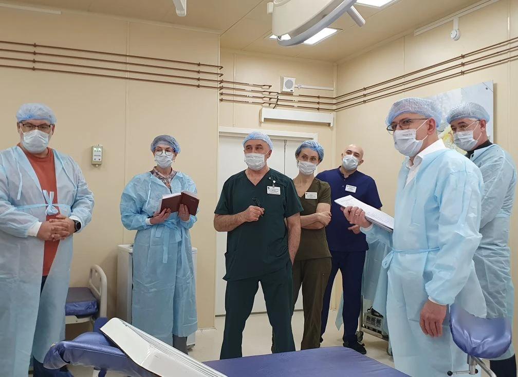 Качество медпомощи, оказываемой в больницах Кузбасса детям и их мамам, проверили ведущие федеральные специалисты