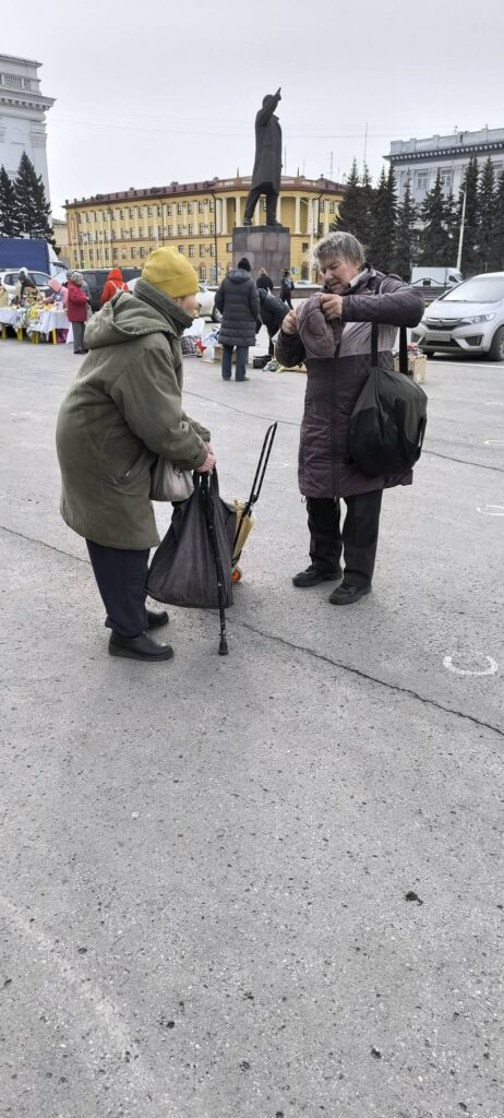 Пасхальные хлопоты: фоторепортаж с кемеровской ярмарки
