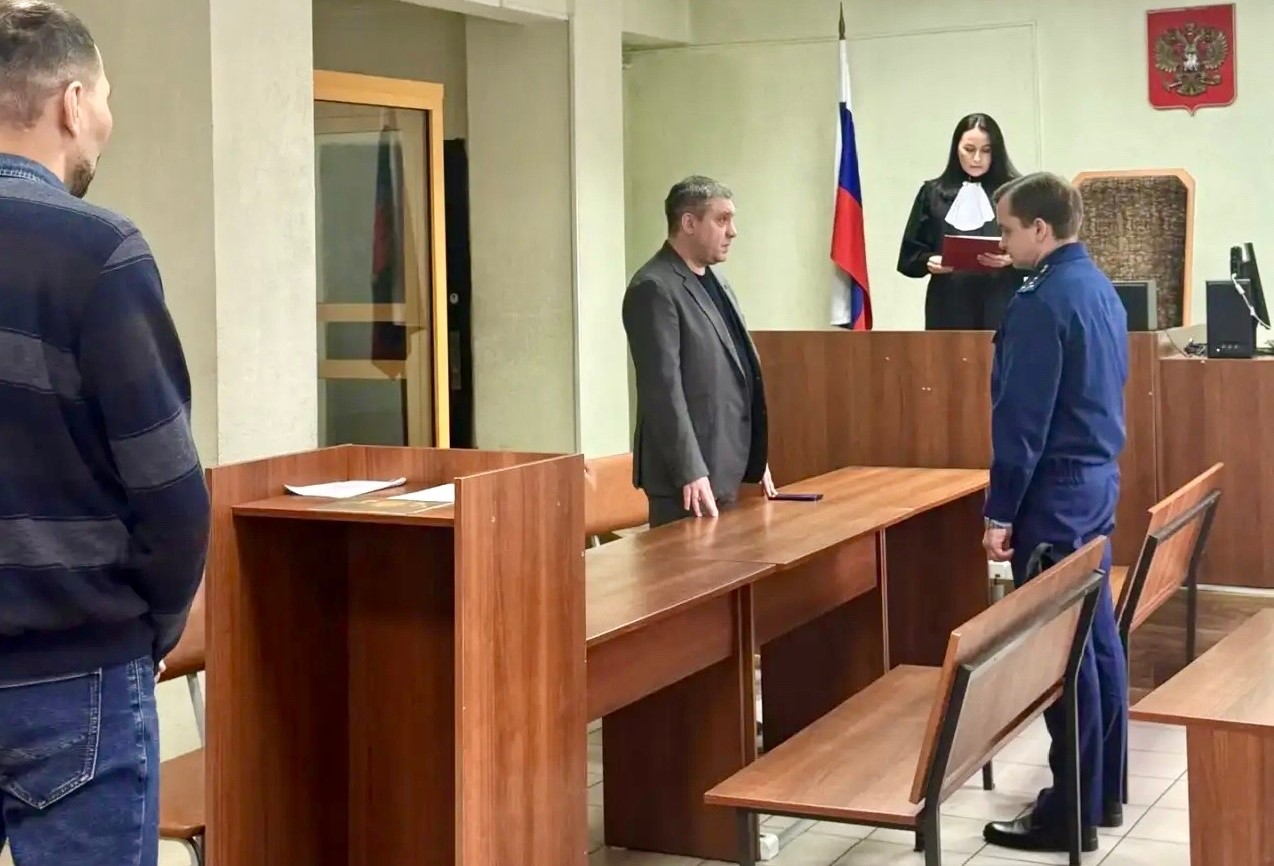 Поджегший иномарку и здание ресторана кузбассовец получил условный срок