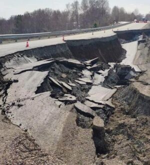 Крюки в 480-600 км: в МЧС Кузбасса указали альтернативы закрытой дороге на Алтай