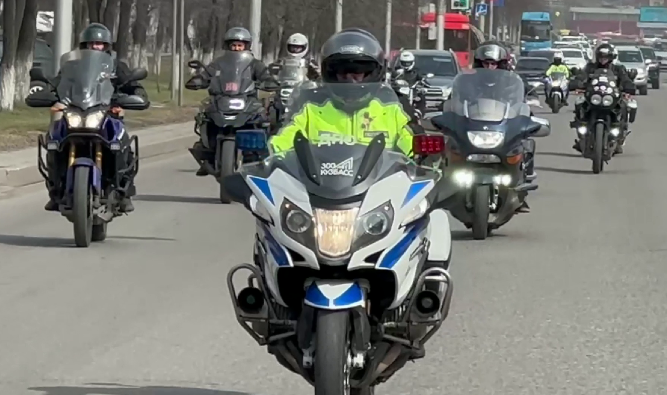В преддверии мотосезона в Новокузнецке мотоклубы города и мотопатруль ГАИ провели специальный рейд