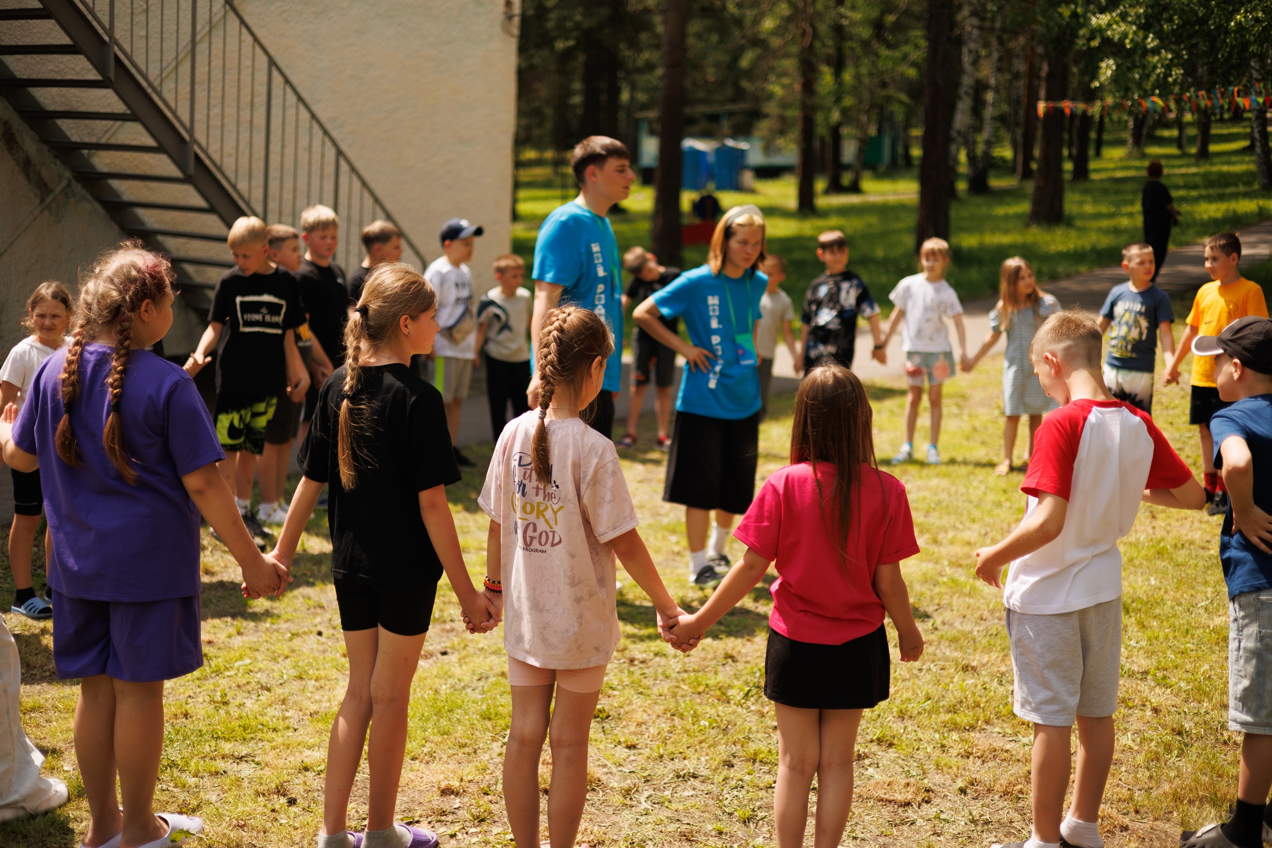 Более 450 вожатых из Кузбасса будут работать в детских лагерях России летом 2026 года