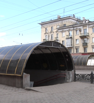 В Новокузнецке подземный переход затопили грунтовые воды