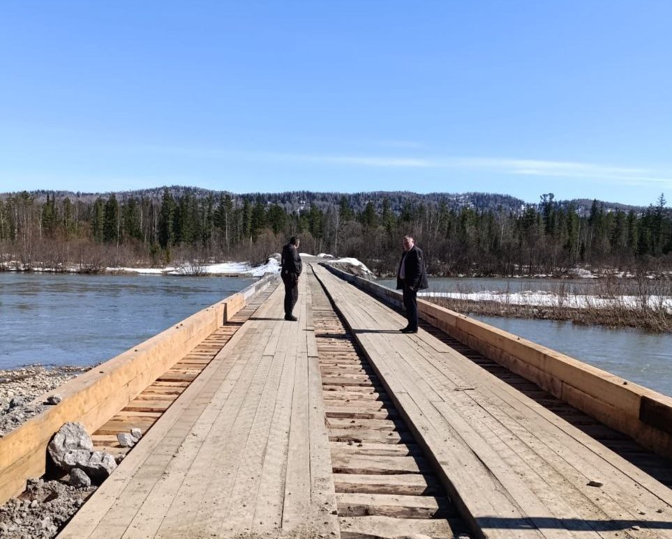 Уровень рек на юге Кузбасса подбирается к критическим уровням