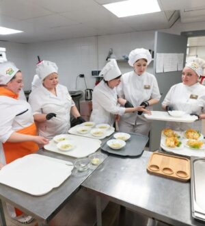 В Кемерове выбрали лучшего школьного повара