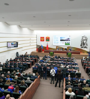 Илья Середюк отчитался о работе регионального правительства за 2025 год перед депутатами «Единой России» и других фракций Парламента Кузбасса