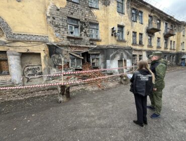 В Кузбассе завели уголовное дело по факту частичного разрушения аварийного дома