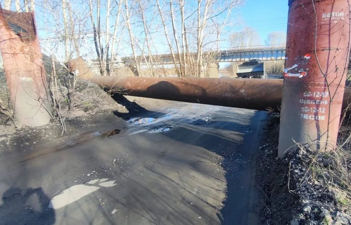 В Новокузнецке вышедшая из берегов Кондома затопила дорогу