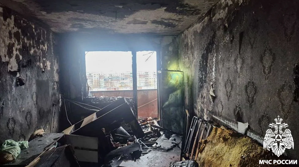 В Новокузнецке произошел пожар в многоэтажке, спасли 9 человек