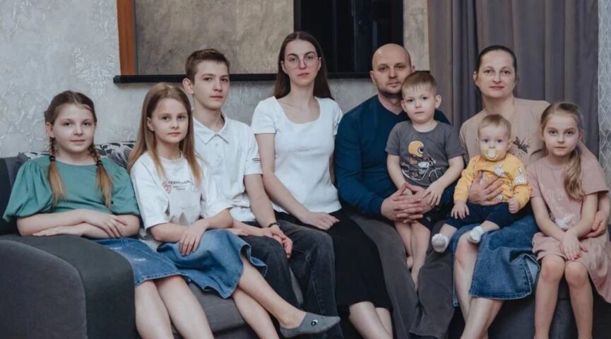 Президент России наградил семью Жилиных из Кузбасса орденом «Родительская слава»