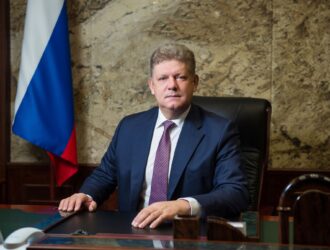 Полпред Анатолий Серышев поздравил сибиряков с Воскресением Христовым