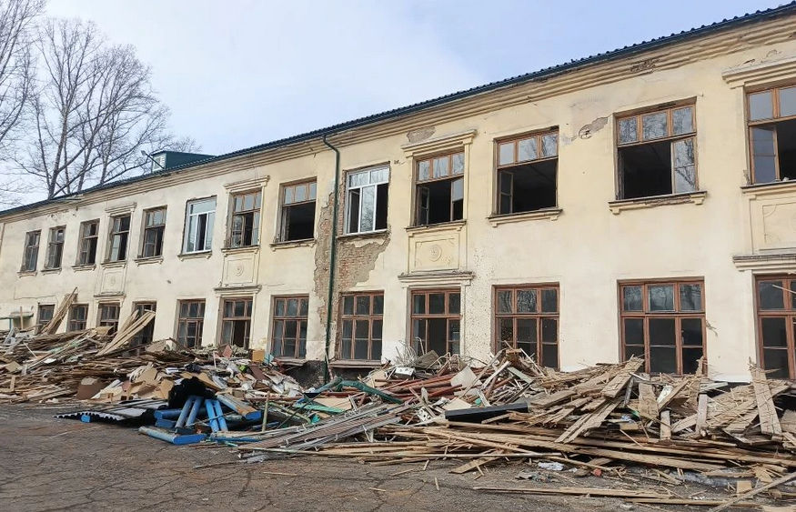 Глава Новокузнецка проверил ход капремонта в школе №83