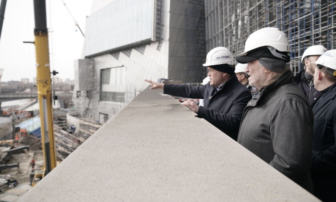 Возводимый в Кемерове Сибирский кластер искусств посетили Илья Середюк и Валерий Гергиев