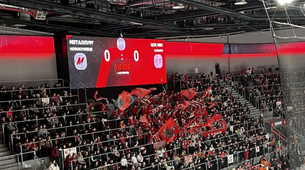 Новокузнецкий «Металлург» проиграл Самаре вторую игру в серии 1/8 плей-офф