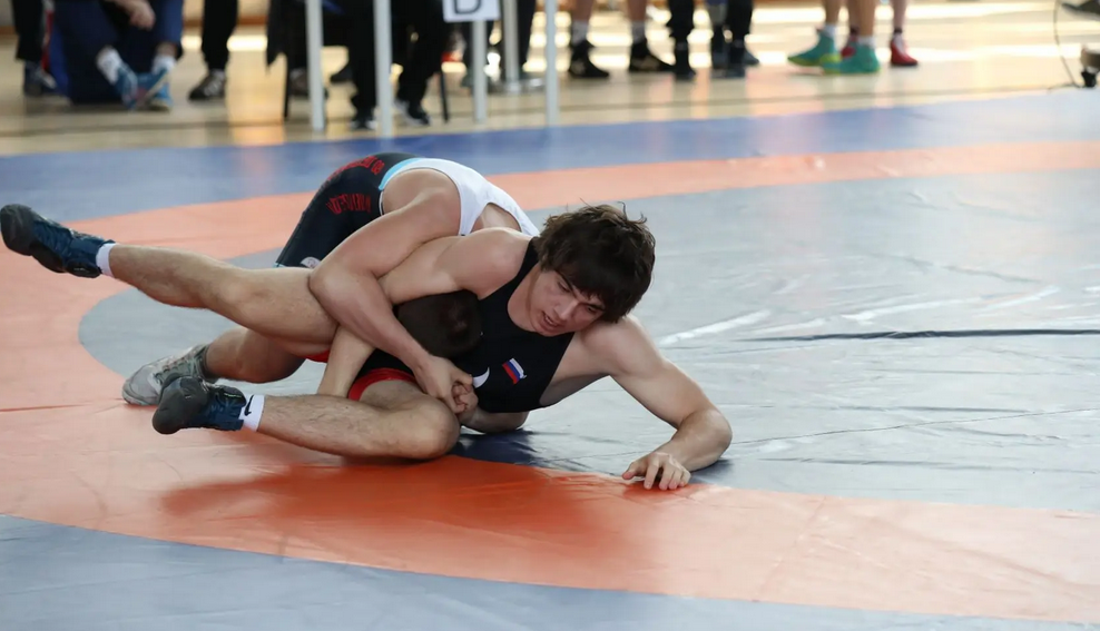 В Белове определили победителей и призеров Всероссийских соревнований по вольной борьбе