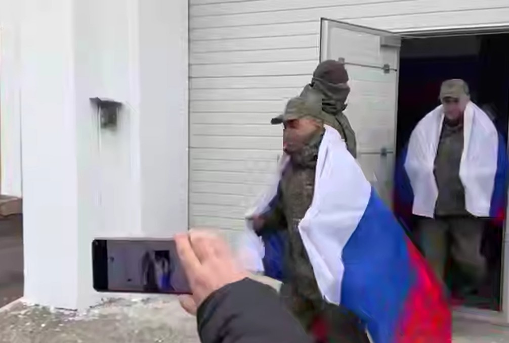 Двое кузбасских бойцов освобождены из украинского плена