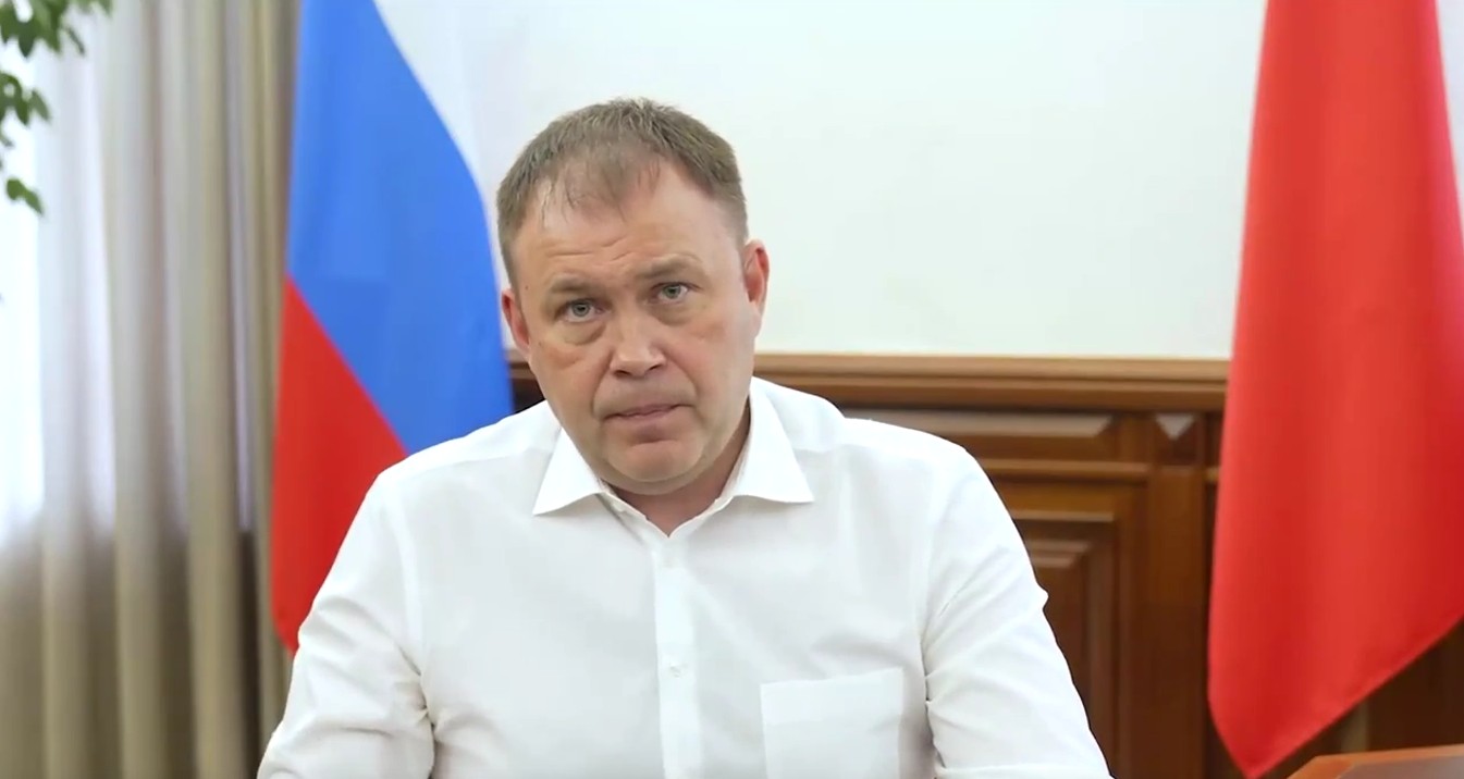 Илья Середюк объяснил, почему участок дороги Новокузнецк-Бийск ушел под землю