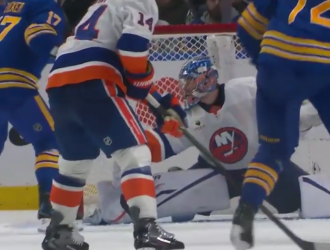 29 сэйвов Сорокина не уберегли «Айлендерс» от поражения в игре с «Баффало»