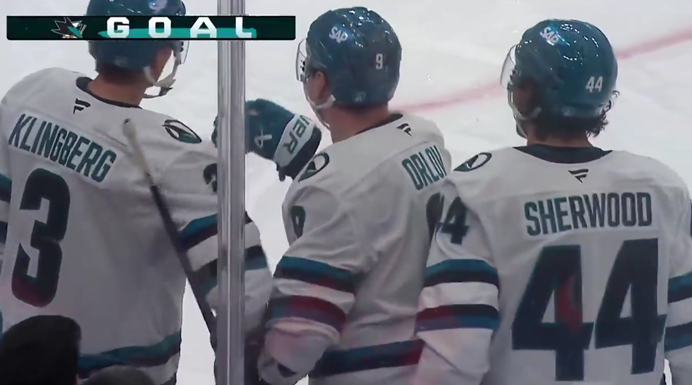 Кузбасский хоккеист «Сан-Хосе» отметился голевым пасом