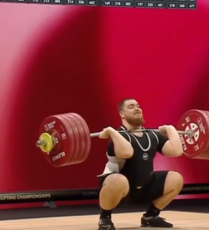Штангист из Кузбасса взял серебро на чемпионате Европы по тяжелой атлетике
