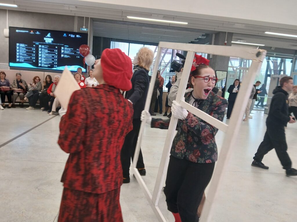 В Кемерове состоялось открытие I Межрегионального фестиваля студенческих спектаклей «Театральный щегол»