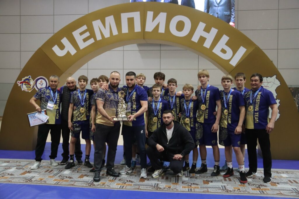Стали известны победители и призеры VI сезона «Лиги борьбы Кузбасса»