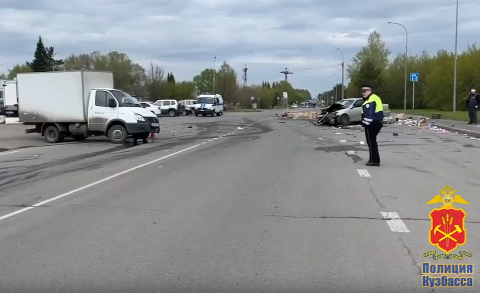 В Кемерове в ДТП на Волгоградской погиб человек