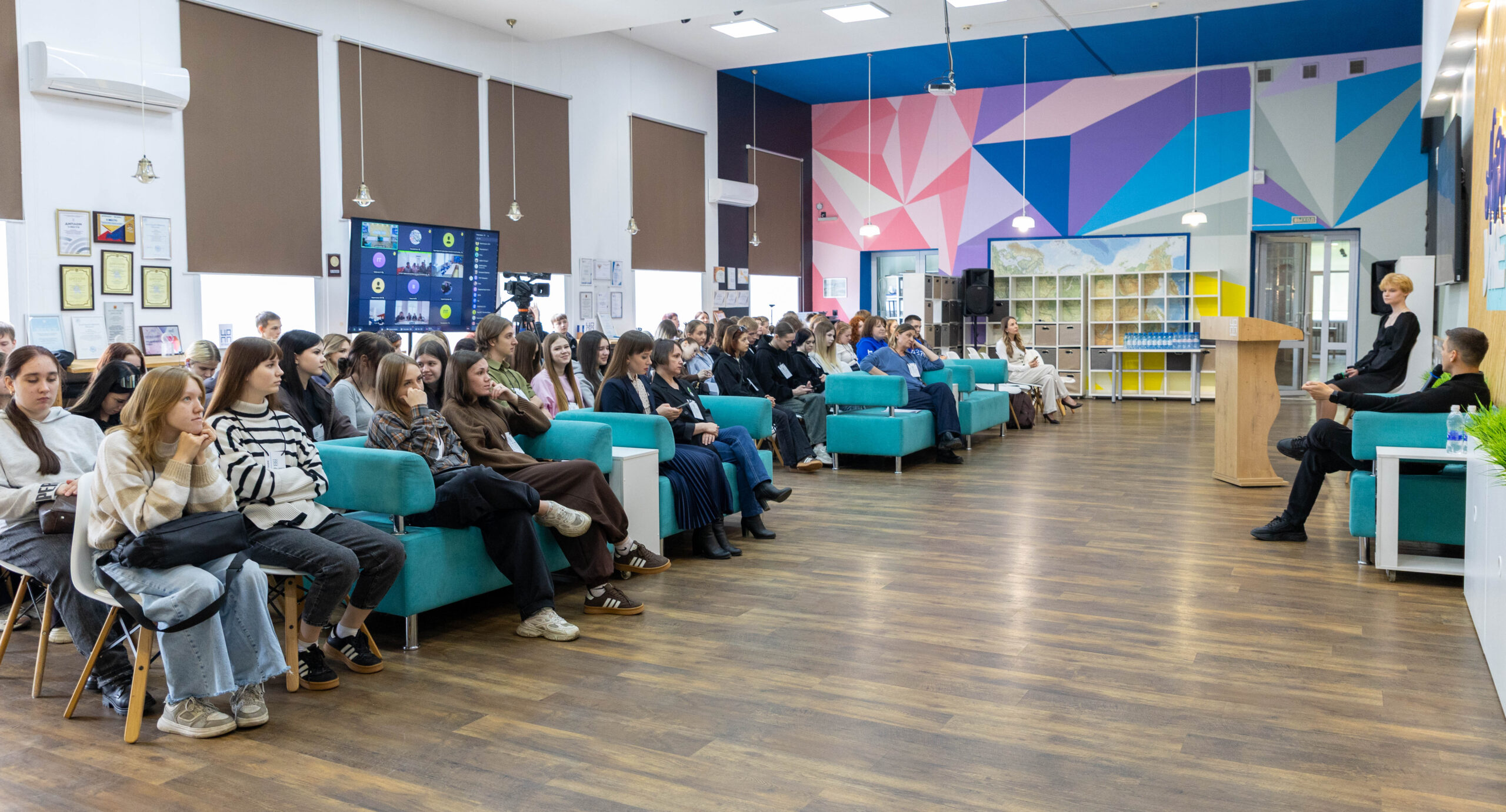 Более тысячи человек приняли участие в III Межрегиональном медиафоруме «МЫ ВМЕСТЕ» в Кемерове