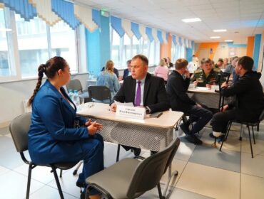 Илья Середюк провел в Анжеро-Судженске выездной прием участников СВО и их семей
