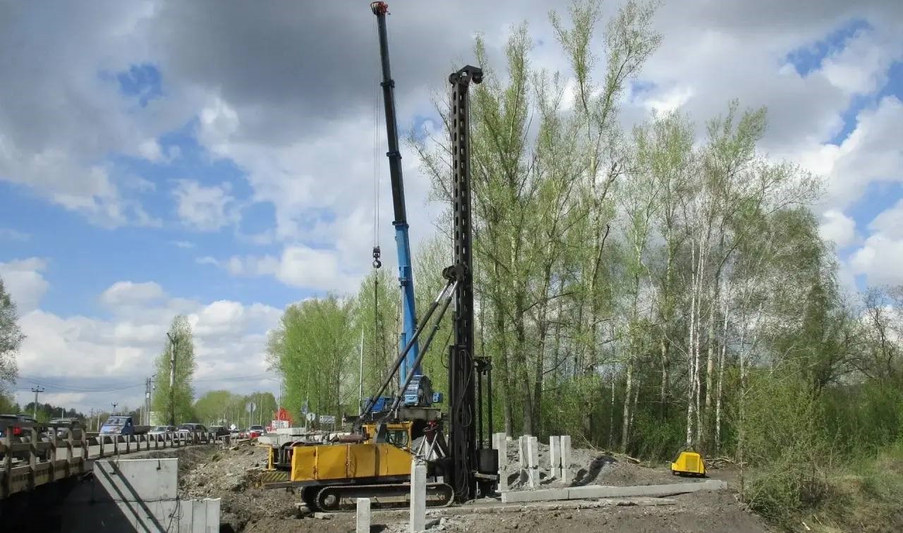 Автомобильный мост под Новокузнецком планируют открыть в ноябре после капремонта
