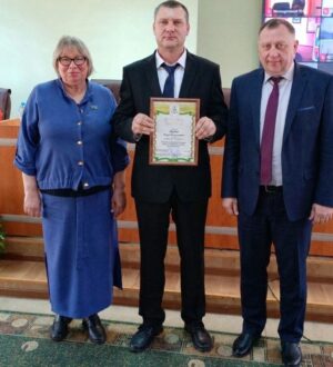 В Кузбассе наградили волонтера, который помог спасти человека во время паводка