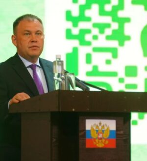 Илья Середюк раскритиковал мэра Анжеро-Судженска за плохие дороги и скейт-парк