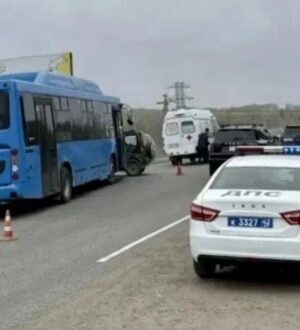 В Кузбассе в ДТП с рейсовым автобусом погиб человек