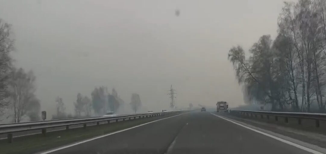 Горящие поля стали причиной массового ДТП на трассе Кемерово — Новокузнецк