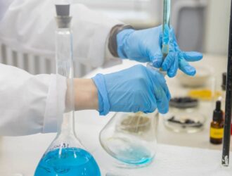 В Кузбассе создадут школьный химический кластер