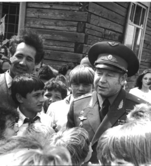 В Кузбассе отметили день рождения Алексея Леонова