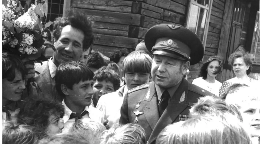 В Кузбассе отметили день рождения Алексея Леонова