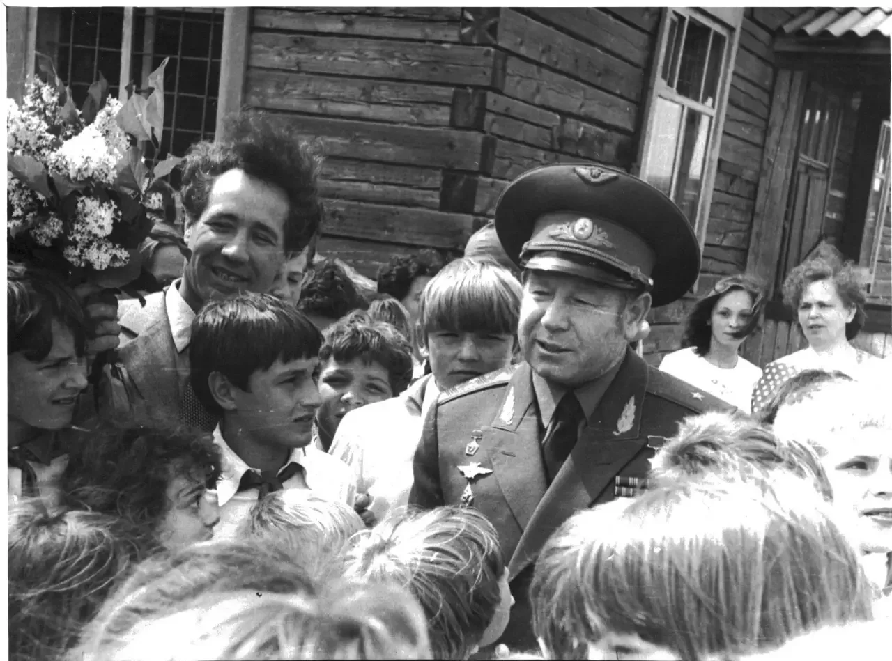 В Кузбассе отметили день рождения Алексея Леонова