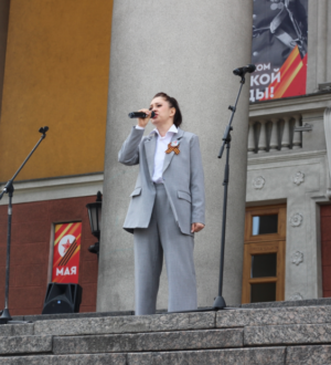 Ступени театра станут сценой памяти: ко Дню Победы Прокопьевский драмтеатр даст концерт