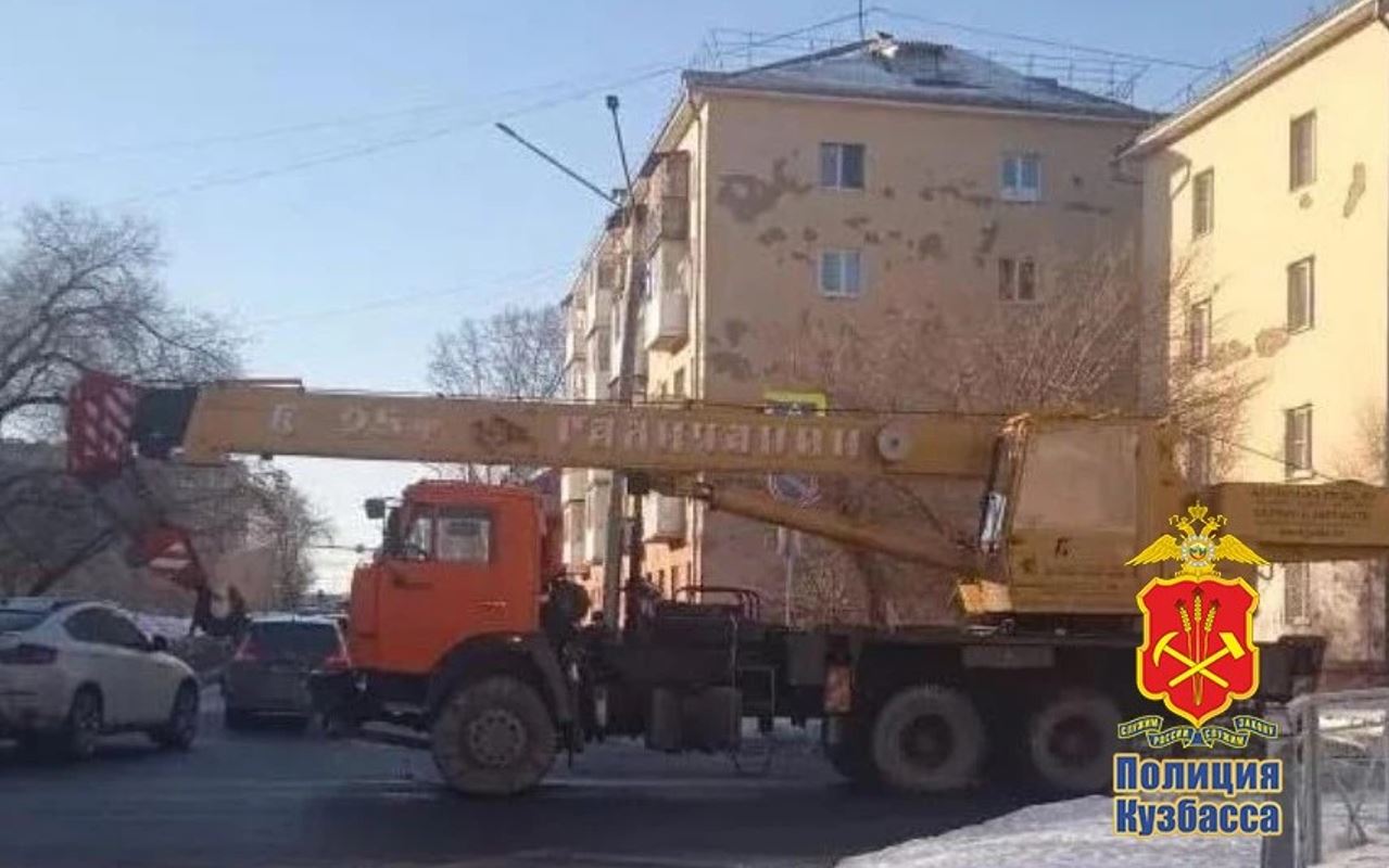 За наезд на девушку-пешехода в Кемерове будут судить водителя автокрана
