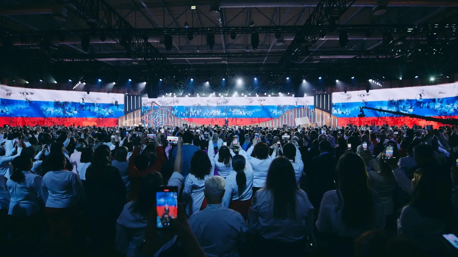 Кузбассовцы могут подать заявку на VI Форум классных руководителей в Москве