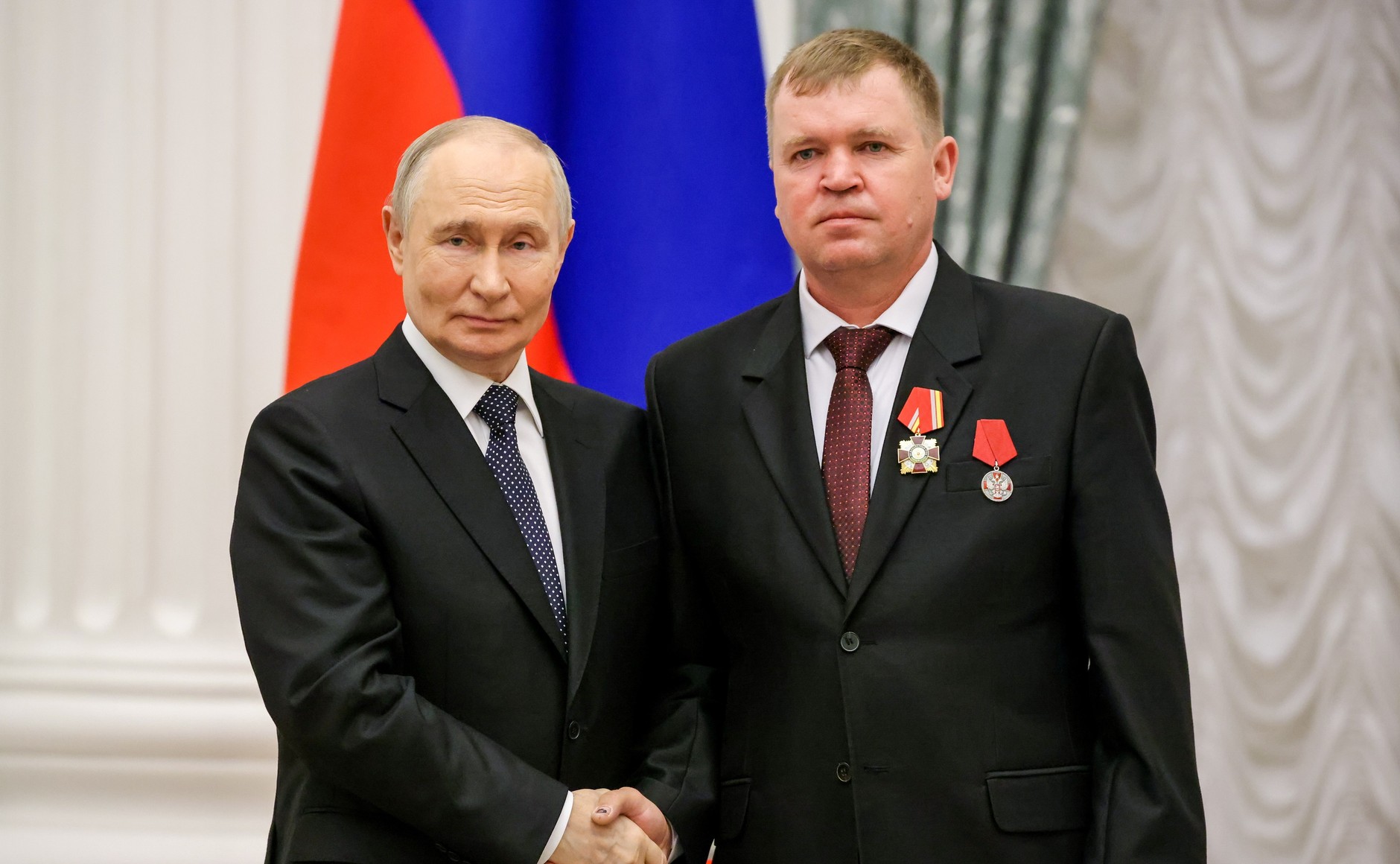 Владимир Путин наградил кузбасского экскаваторщика орденом «За доблестный труд»
