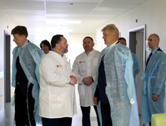 Развитие высокотехнологичной медицины: Анатолий Серышев посетил Новосибирский НИИТО им. Я.Л. Цивьяна