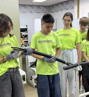На предприятиях «СУЭК-Кузбасс» стартовала стажировка для подростков