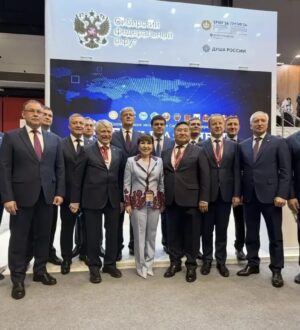 Илья Середюк возглавил делегацию Кузбасса на ПМЭФ
