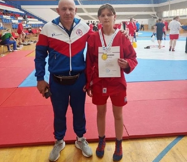 Спортсменка из Кузбасса взяла золото первенства России по самбо среди глухих