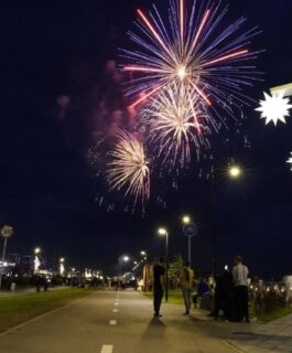 В День России кемеровчан порадуют праздничным фейерверком