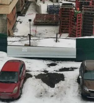 В Кемерове опасное ограждение на стройке возмутило прокуратуру
